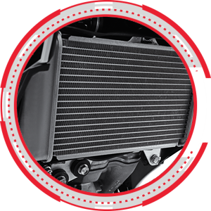Radiator canggih dengan kipas elektronik otomatis menyala di suhu 130 C yang mampu menjaga temperatur konsisten di seluruh bagian mesin.